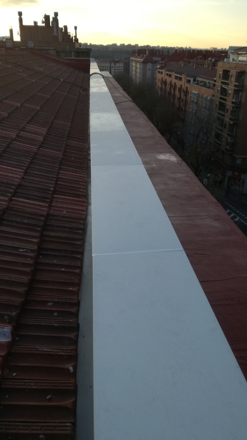 COLOCACION DE PIEDRAS O ALBARDILLAS