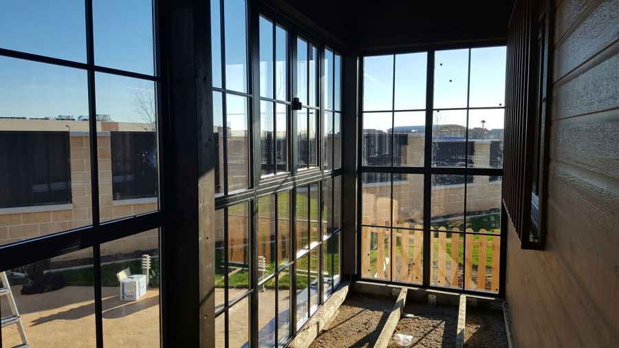 cerramiento de porche estilo industrial