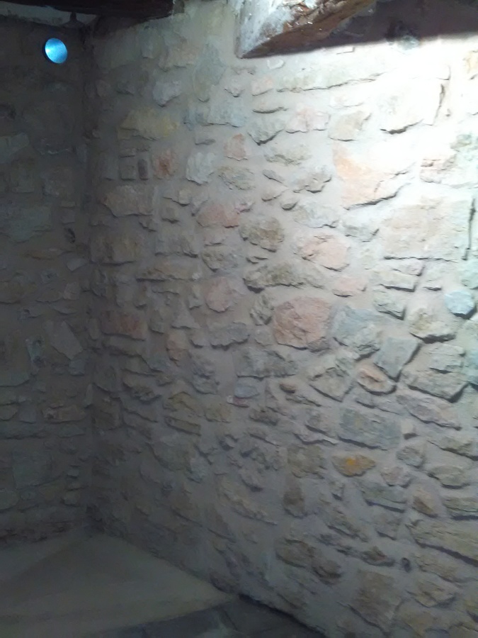 Rejuntado de piedra con cal natural