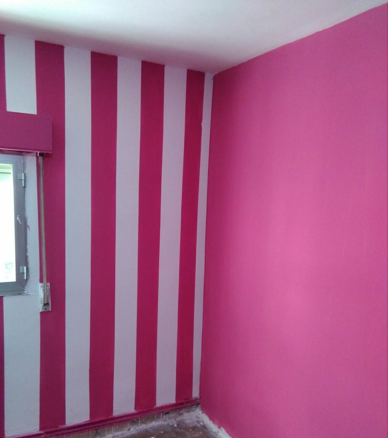 Tonos fucsia con fondo franjeado