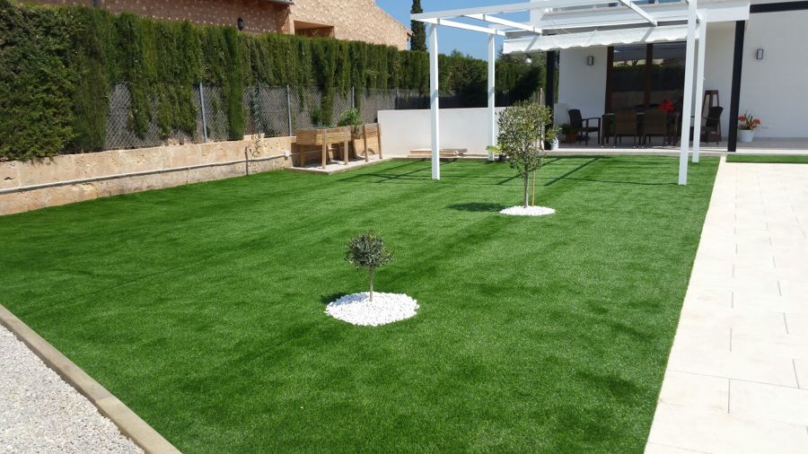 FINALIZACION DE TRABAJO DE CESPED ARTIFICIAL