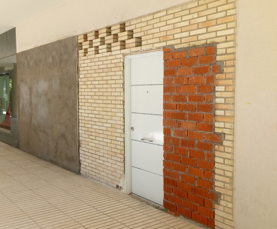 Cambio de ubicación de puerta