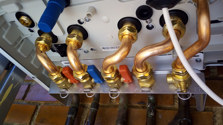 TOMAS DE CALDERA DE CONDENSACIÓN.