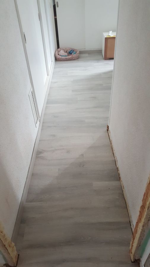 tarima pasillo vivienda