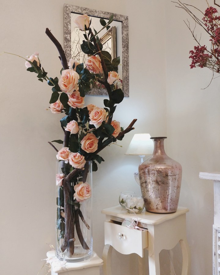 Montaje de flor artifical