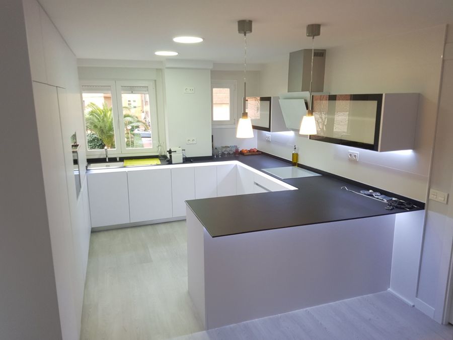 COCINA ABIERTA AL SALÓN