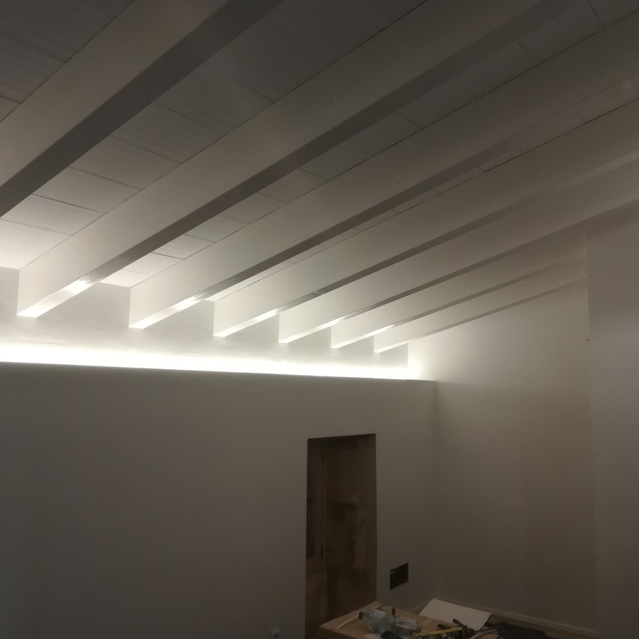 Pintura interior y esmslte en vigas