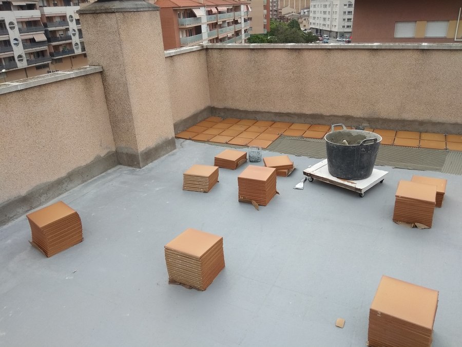 Alicatado gres extursionado