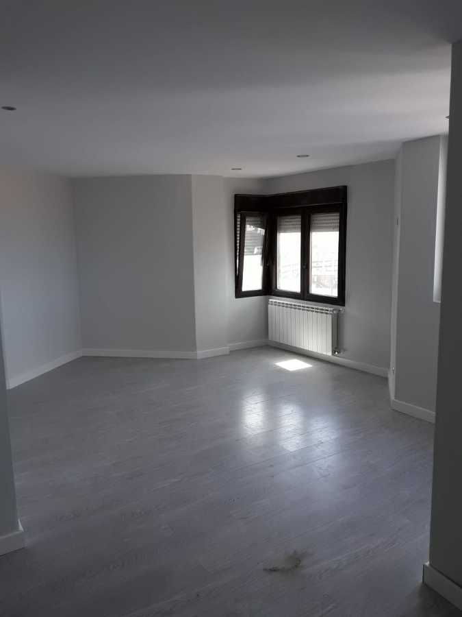 Antes sala, después habitación de matrimonio | Piso Gijón