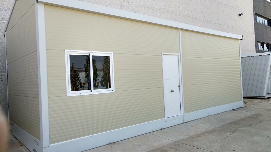 Segunda residencia con dormitorio abuhardillado