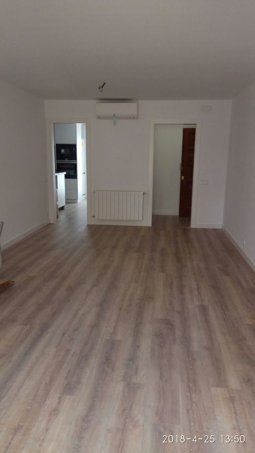 Comedor parquet y puertas