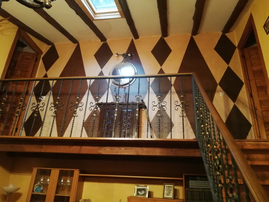 Estuco con rombos efecto oxido