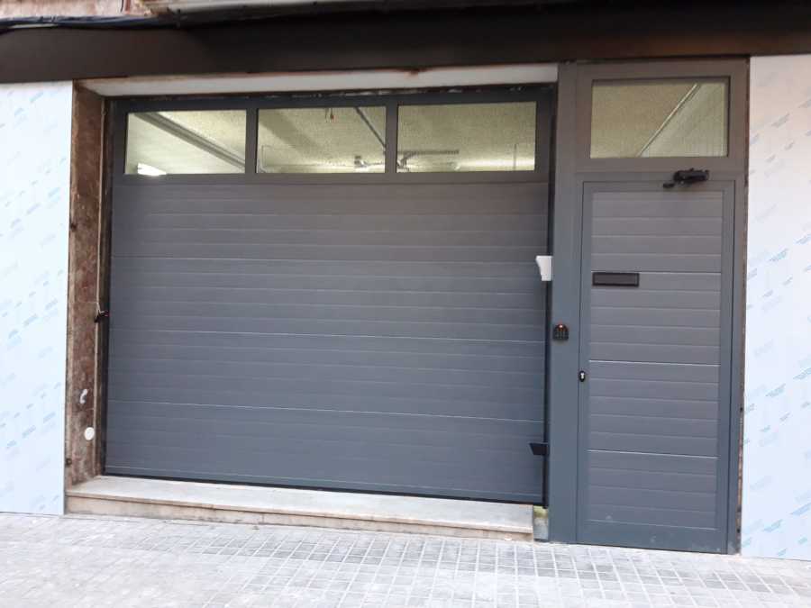 PUERTAS ACCESO TRASTEROS INDIVIDUALES