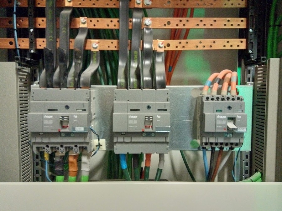 cuadro general de local comercial