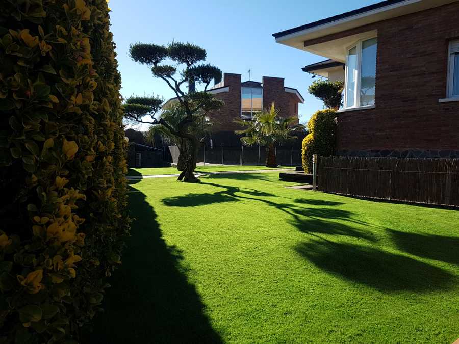 Instalación de césped artificial