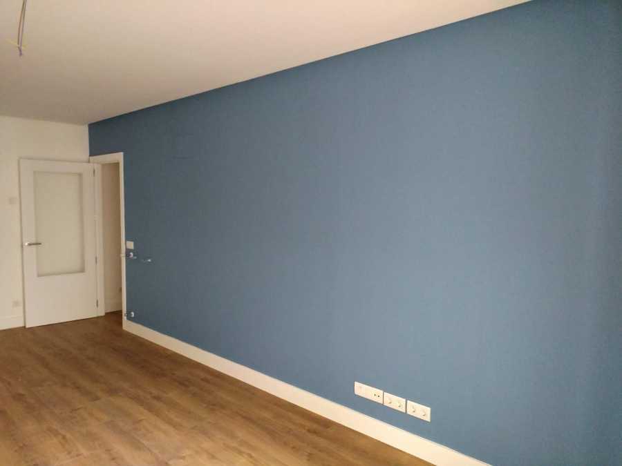 Pared azul salon