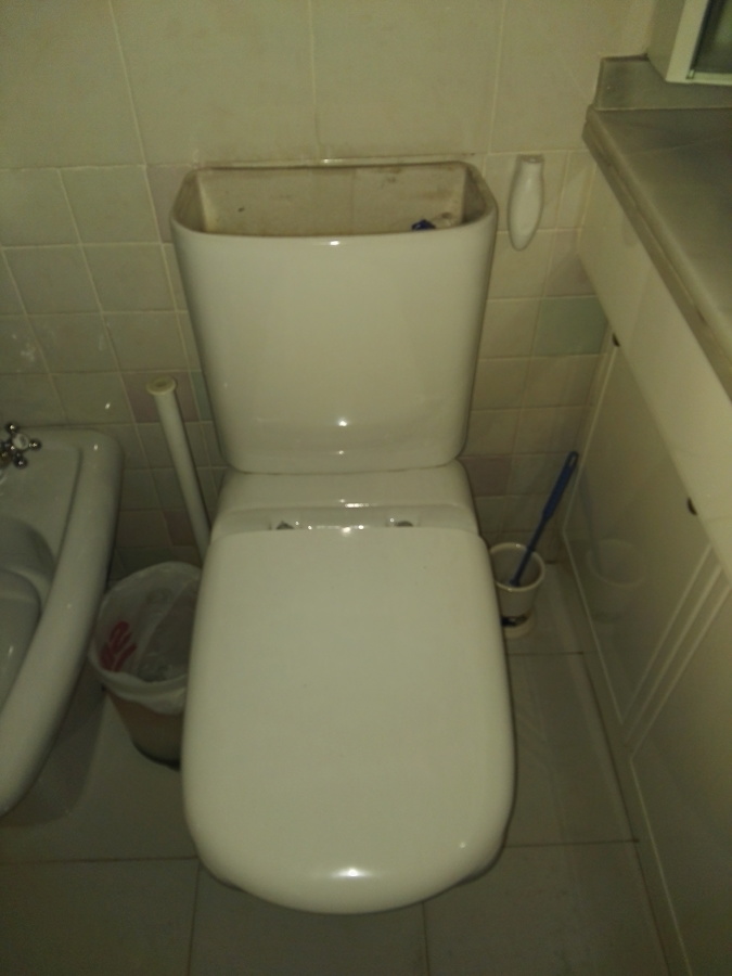 Desmontaje de tapa de cisterna