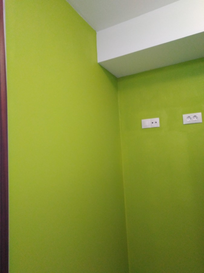 Pared verde pistacho