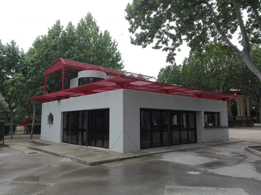 Rehabilitación kiosco "Parque Bar"