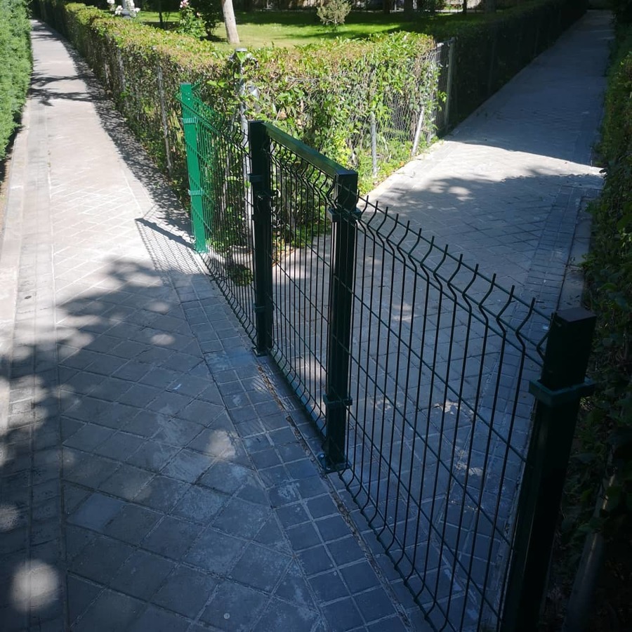 Valla de cerramiento plegada.