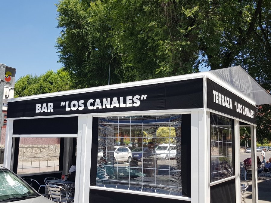 Cerramiento cafetería