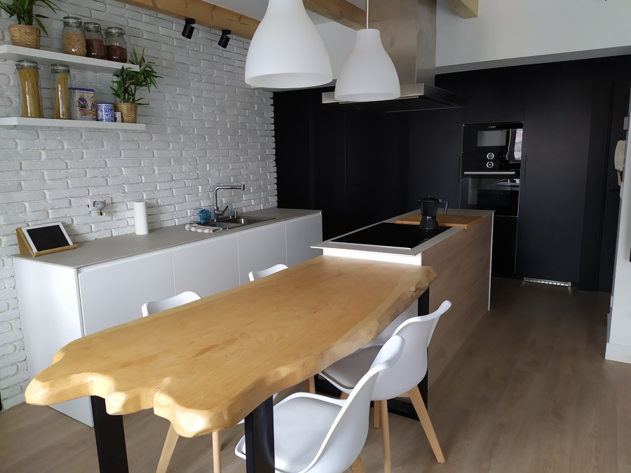 DISEÑO Y REFORMA DE VIVIENDA EN BASAURI