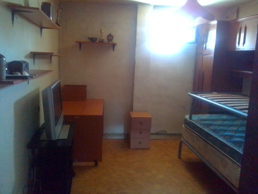 Habitación principal limpia