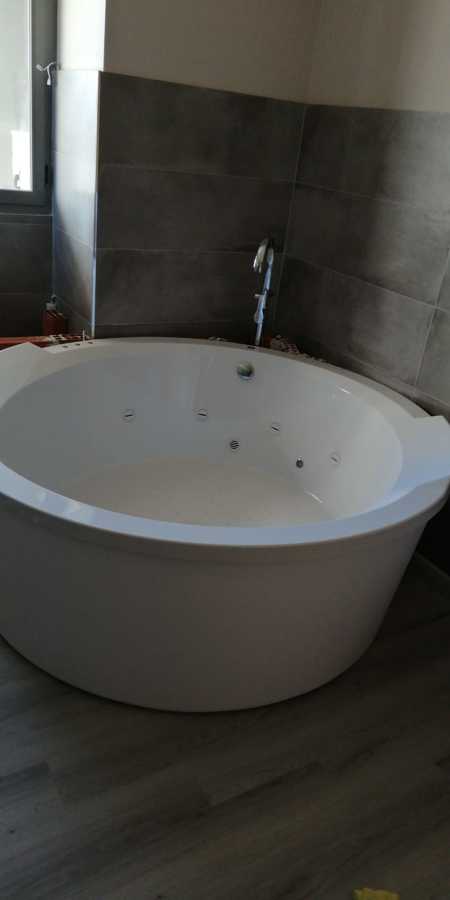 Colocación de jacuzzi.