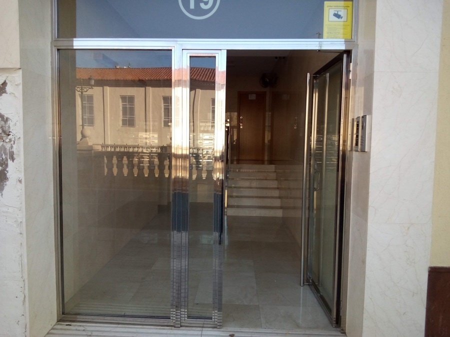 PUERTA DE ACCESO  ACERO INOXIDABLE