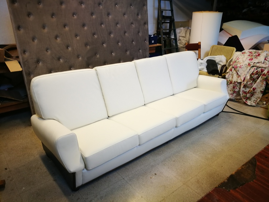 Sofa pell