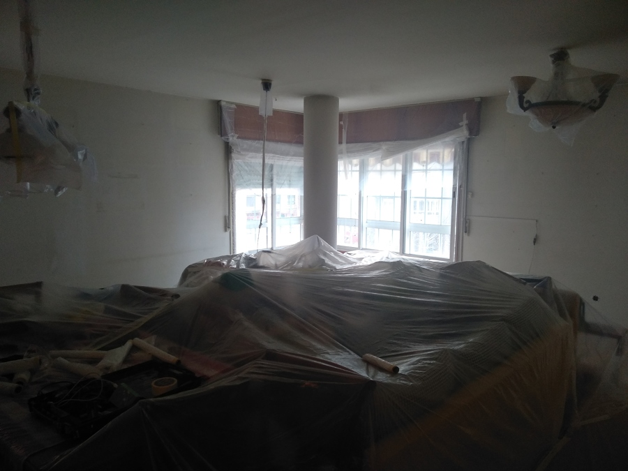 Salón bonito pidiendo ayuda ????