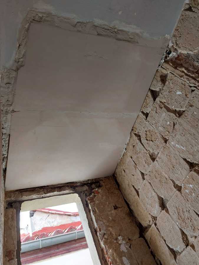 Reparación del techo en escayola