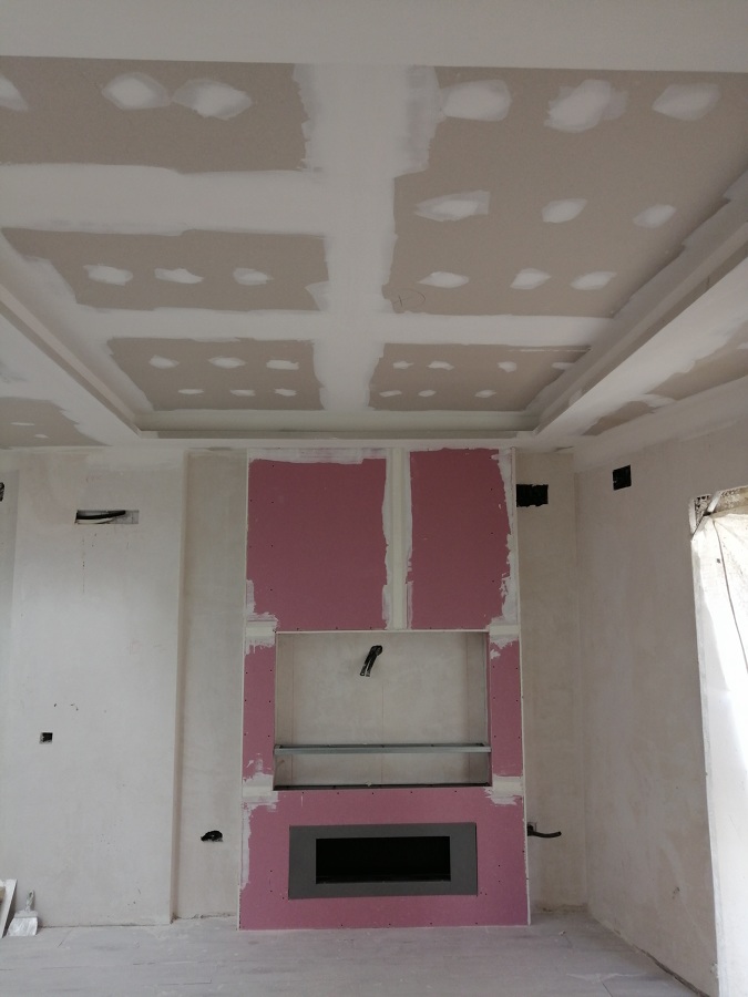 Revestir chimenea y techo pladur a doble altura