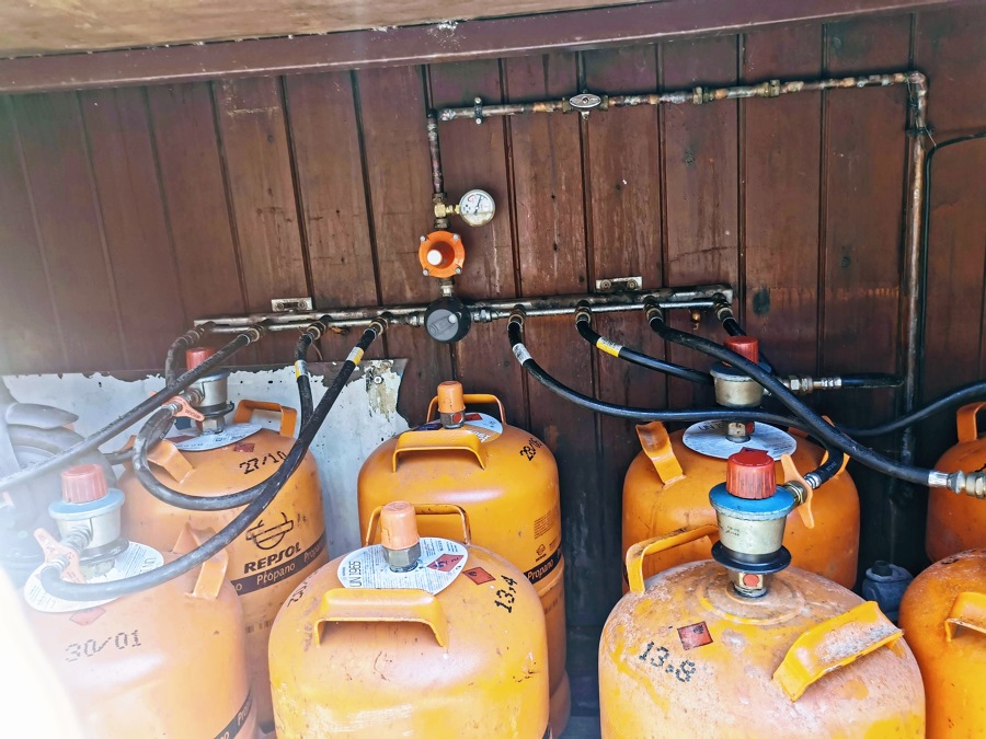 Bateria de propano para uno de nuestros chiringuitos
