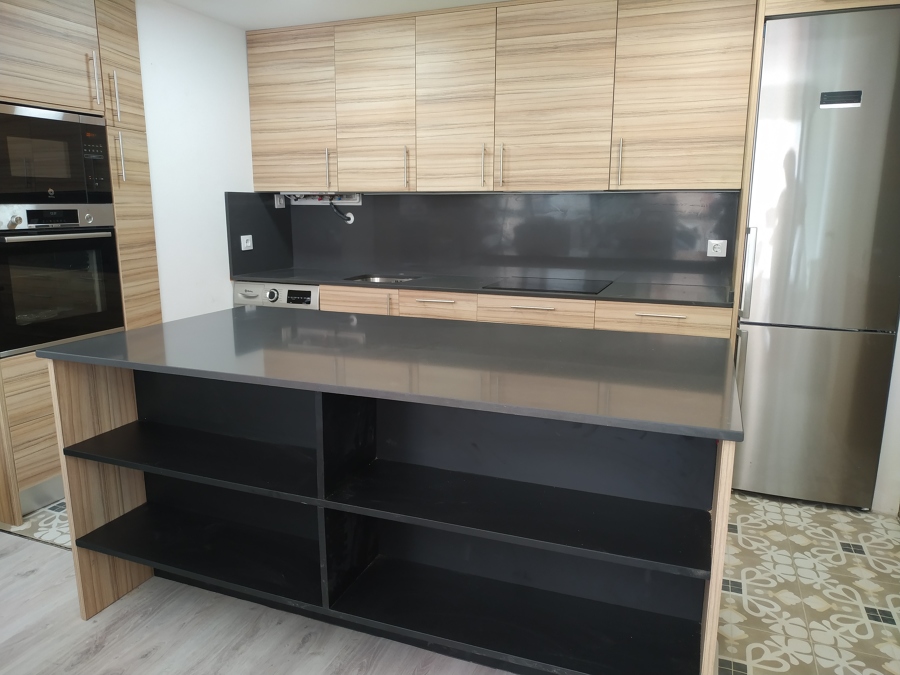 Cocina con isla.