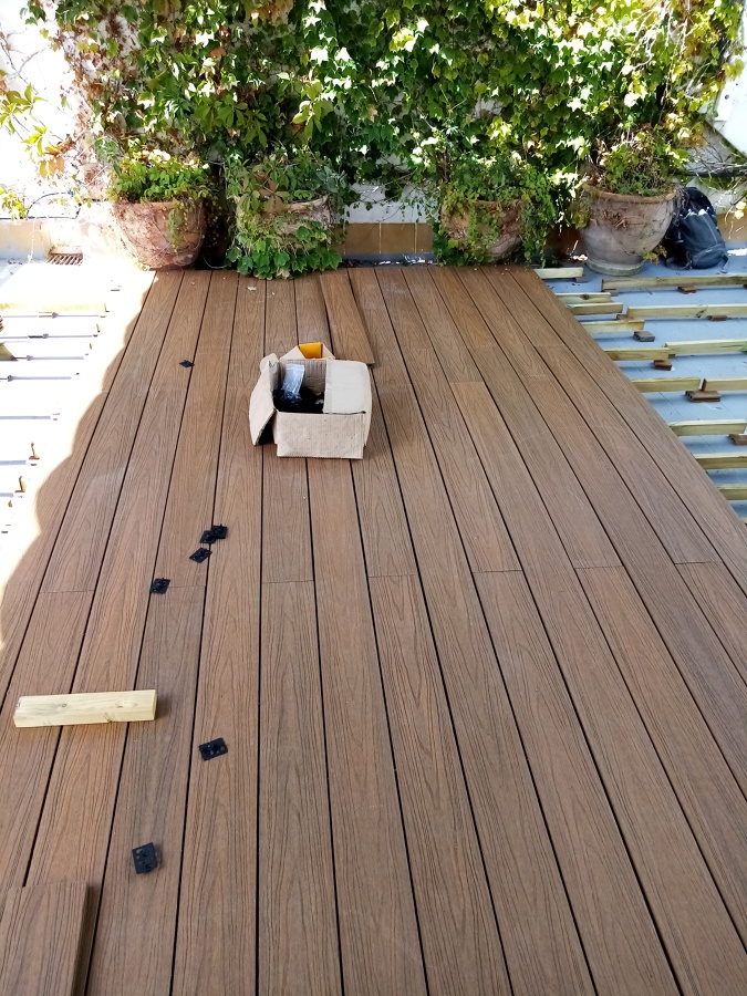 Tarima y estructura metálica