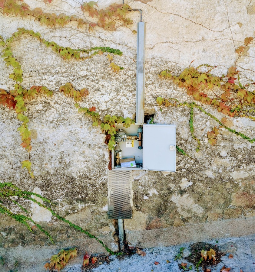 Instalación de para una  masía.