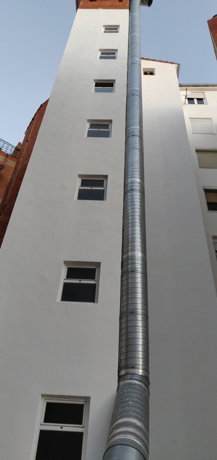 Rehabilitación de patio de luces.