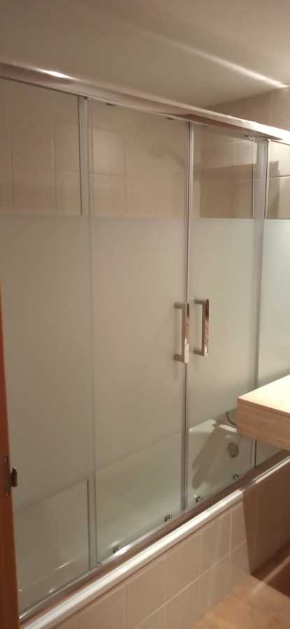 Colocación de Mampara