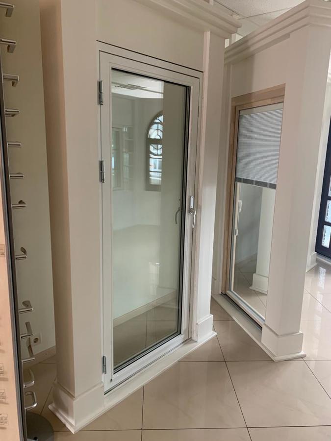 Puerta Mixta Balconera