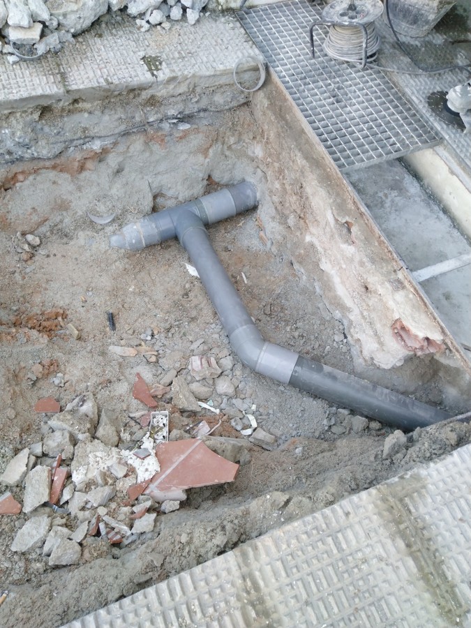 Instalacion acometida de desagües en vivienda