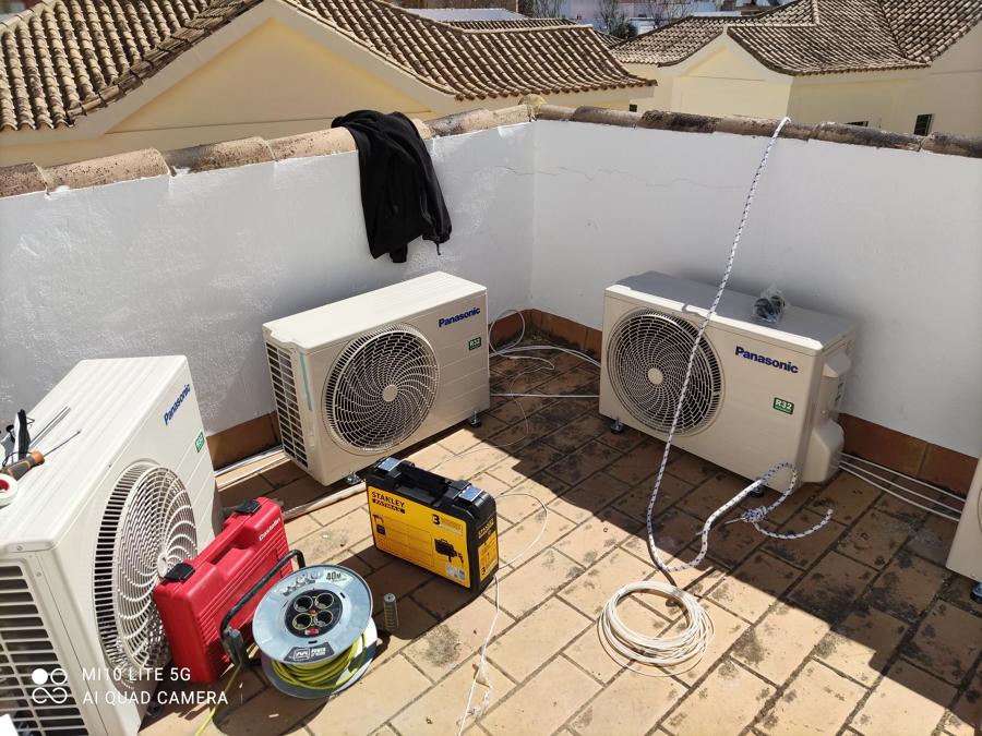 Instalación de maquinas splits con preinstalación integrada en la vivienda