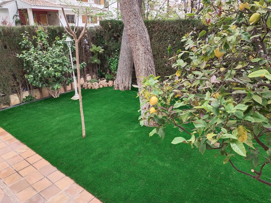 Instalación de césped artificial