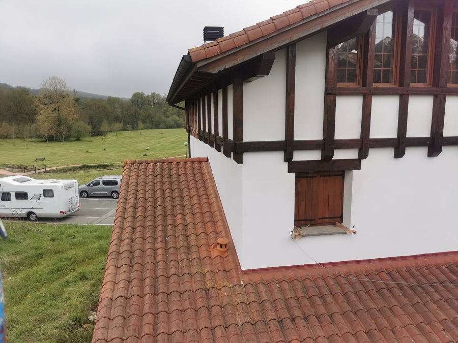 Pintura y barnizado de madera