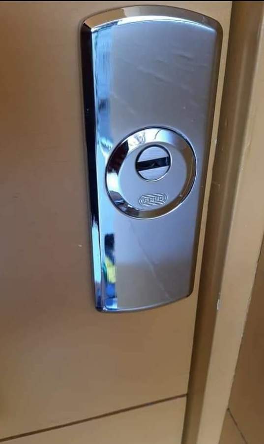 Escudo a US de alta resistencia