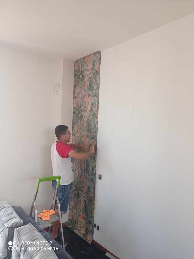 Preparación de paredes para instalación de papel tapiz