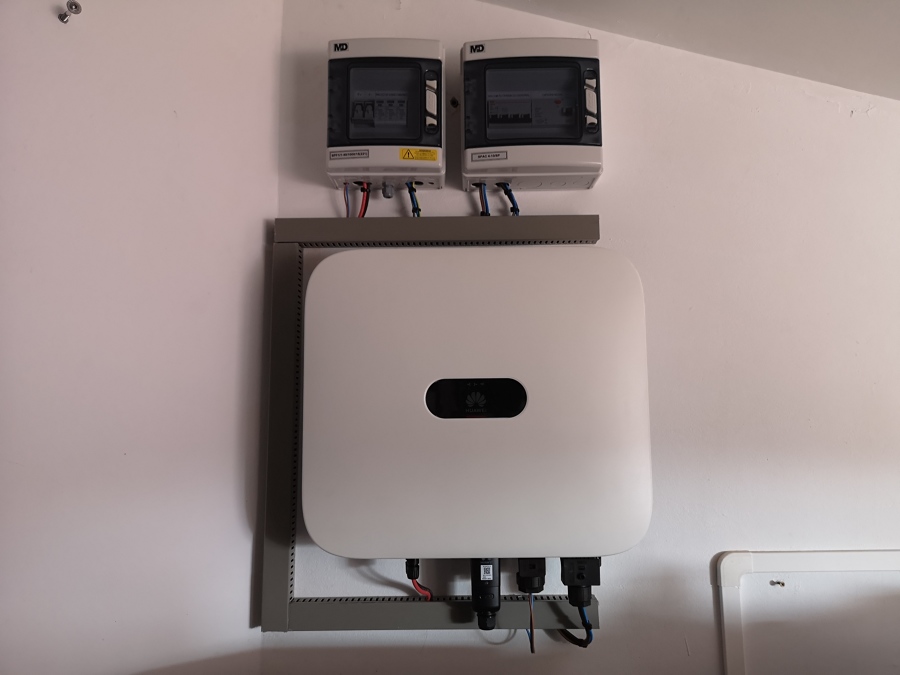 Muy buenos acabados inversor y protecciones