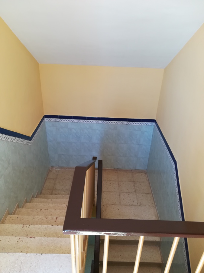 Hueco escalera comunitaria