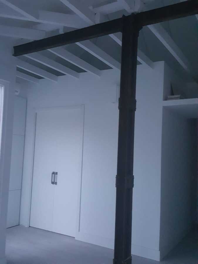 Proyecto con vigas en ático