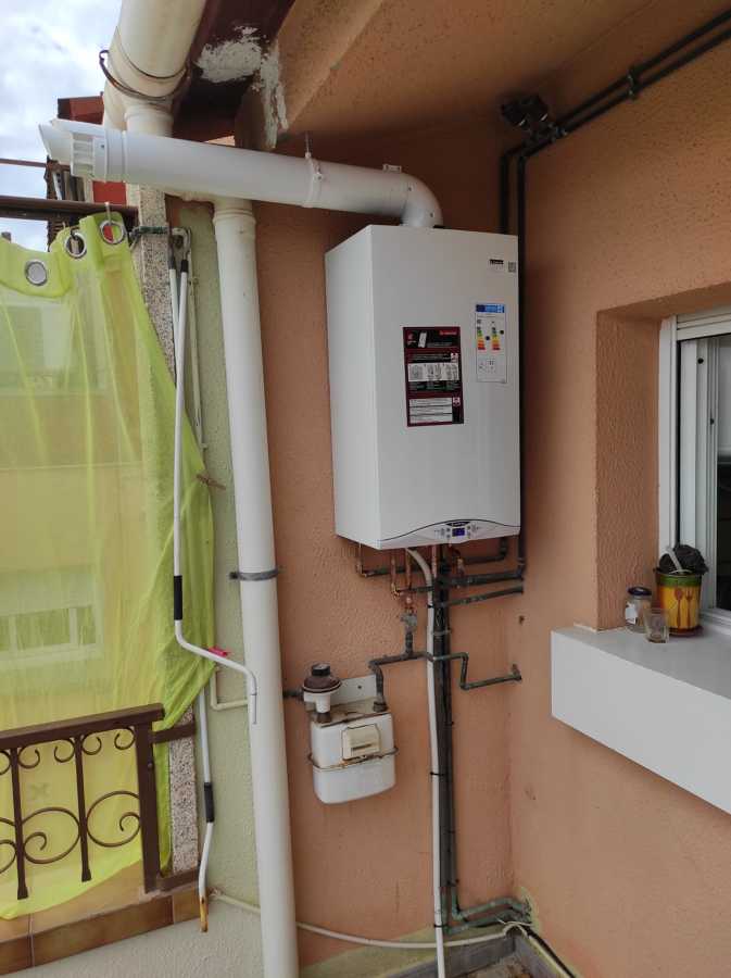 Caldera Ariston Cares Premiun 24 Condensación